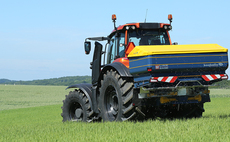 Fertiliser spreader set-up tips